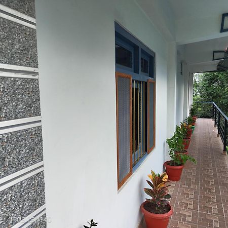 Binsar Royal Homestay Dhaulchhina, Алмора Экстерьер фото